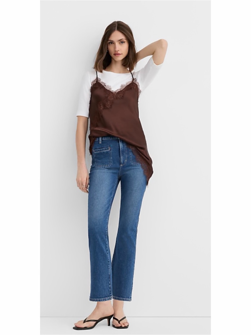 NWOT LOFT Rivete Denim Kick Crop Jeans in Medium Wash. Size 29P.